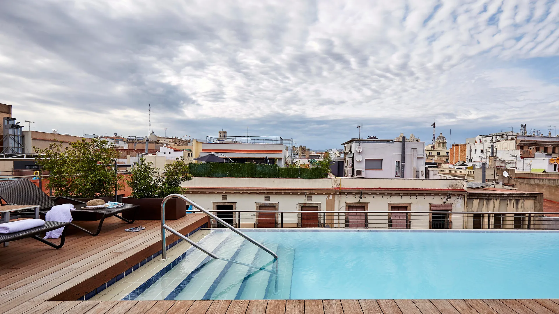 Hotel Barcelona Catedral 4*,