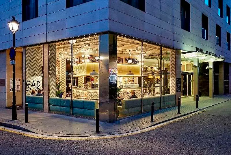Hotel Barcelona Catedral 4*,